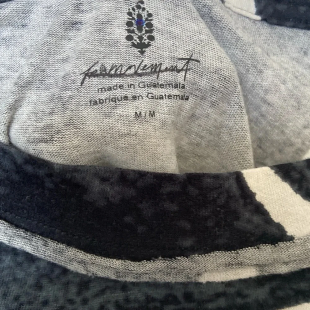 NWT! Free People Movement Inspired Printed Tee; Racquet Combo; Size Medium - Picture 6 of 13